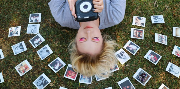 Arielle Pieterse, writer at NAG, chats about the Instax Mini Evo Cinema
