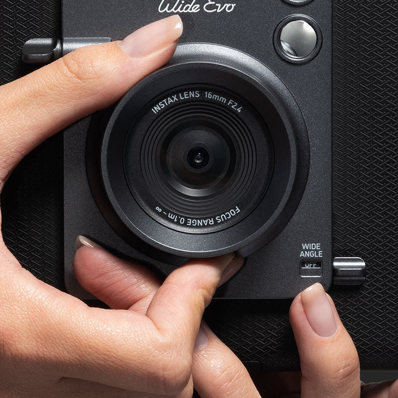 Example: Monochrome Blur